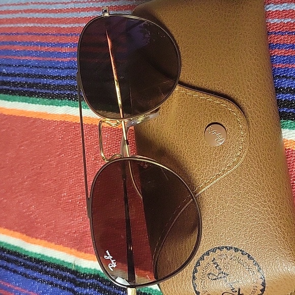 Ray Ban Sunglasses - Picture 2 of 7